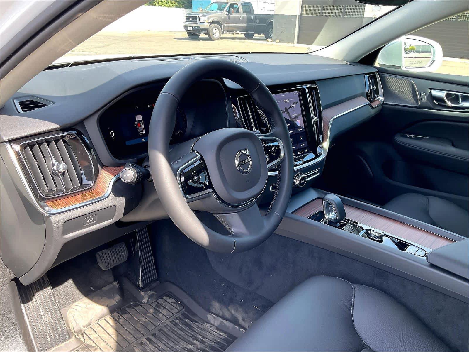 New 2026 Volvo V60 B5 Cross Country Plus w/ Protection Package Premier AWD/4WD image 8