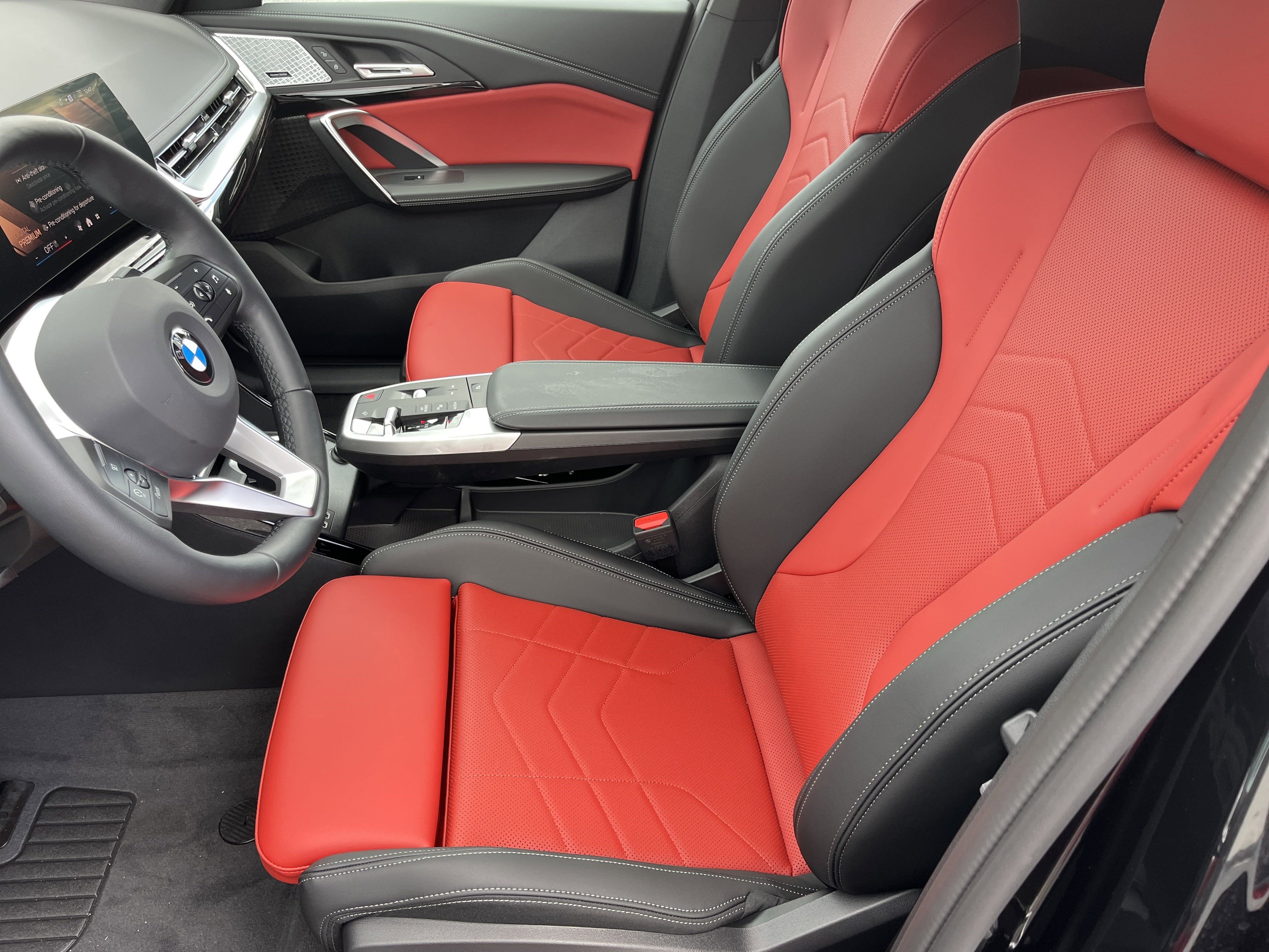 New 2025 BMW X1 xDrive28i w/ Convenience Package image 19