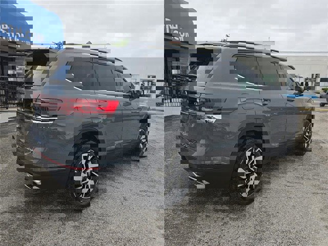 New 2026 Volkswagen Atlas SE image 3