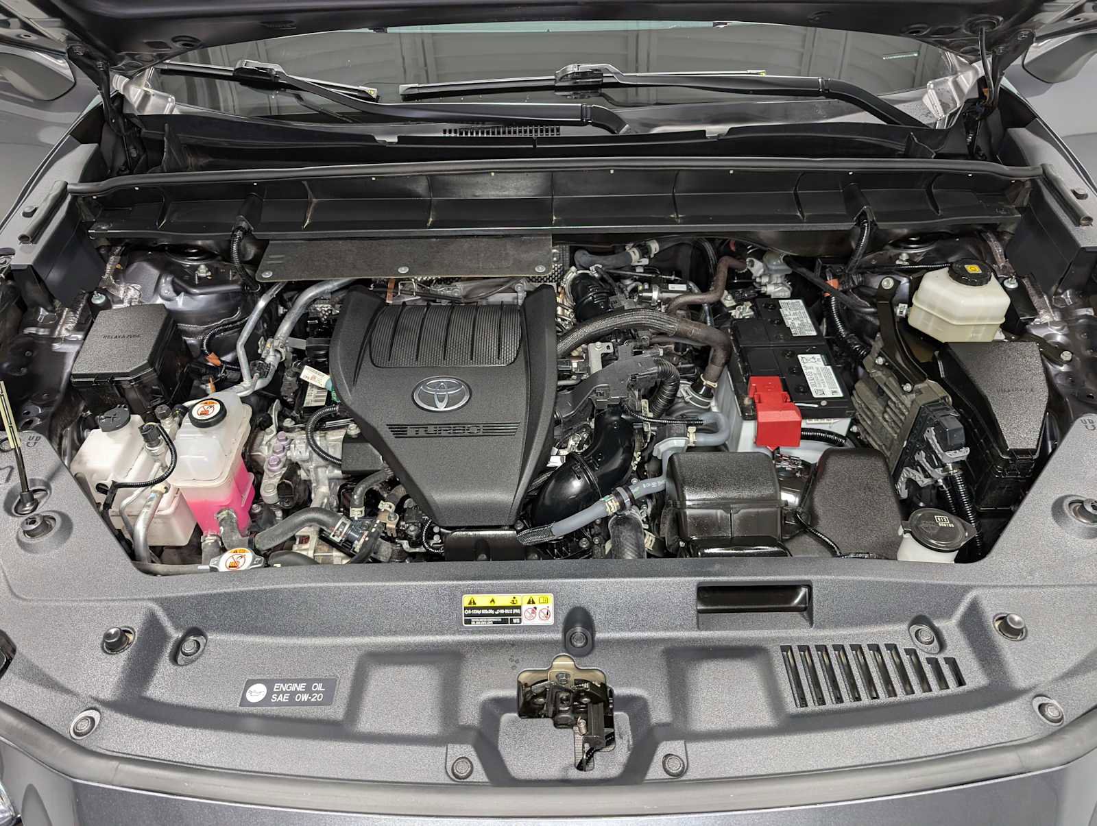 Used 2023 Toyota Highlander XLE image 14