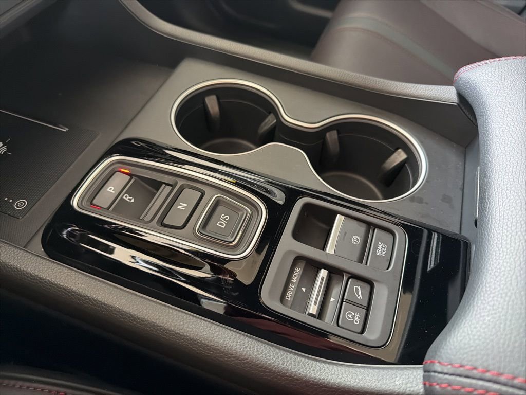 Certified 2025 Honda Pilot Black Edition image 36