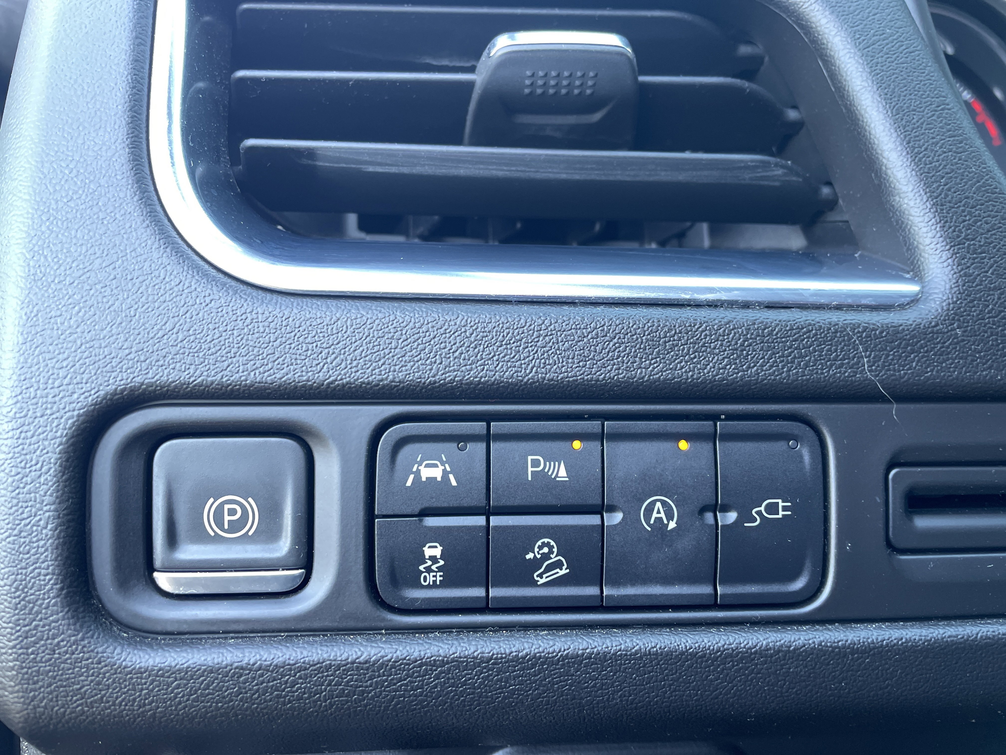 Used 2021 Chevrolet Tahoe Z71 w/ Luxury Package image 42