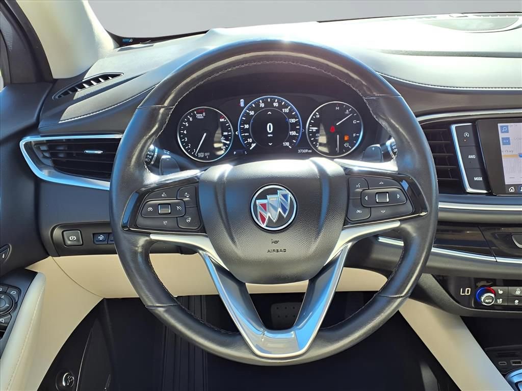 Used 2022 Buick Enclave Avenir w/ Avenir Technology Package image 18