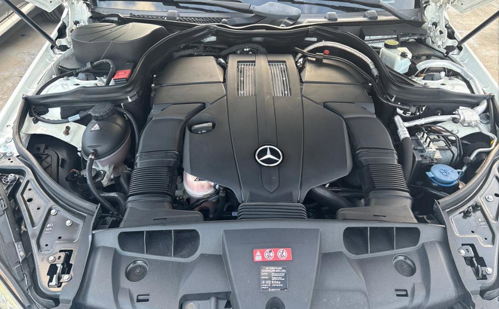 Used 2017 Mercedes-Benz E 400 Cabriolet image 6