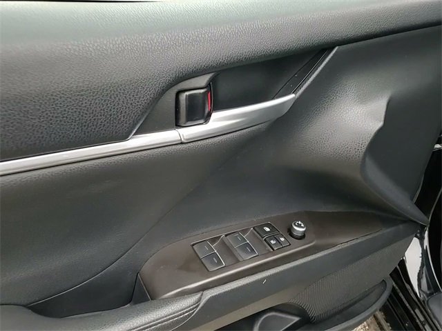 Used 2023 Toyota Camry XSE image 10