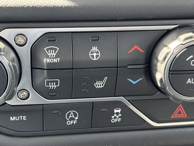 New 2026 Jeep Wrangler Unlimited Rubicon w/ Xtreme 35 Tire Package image 20