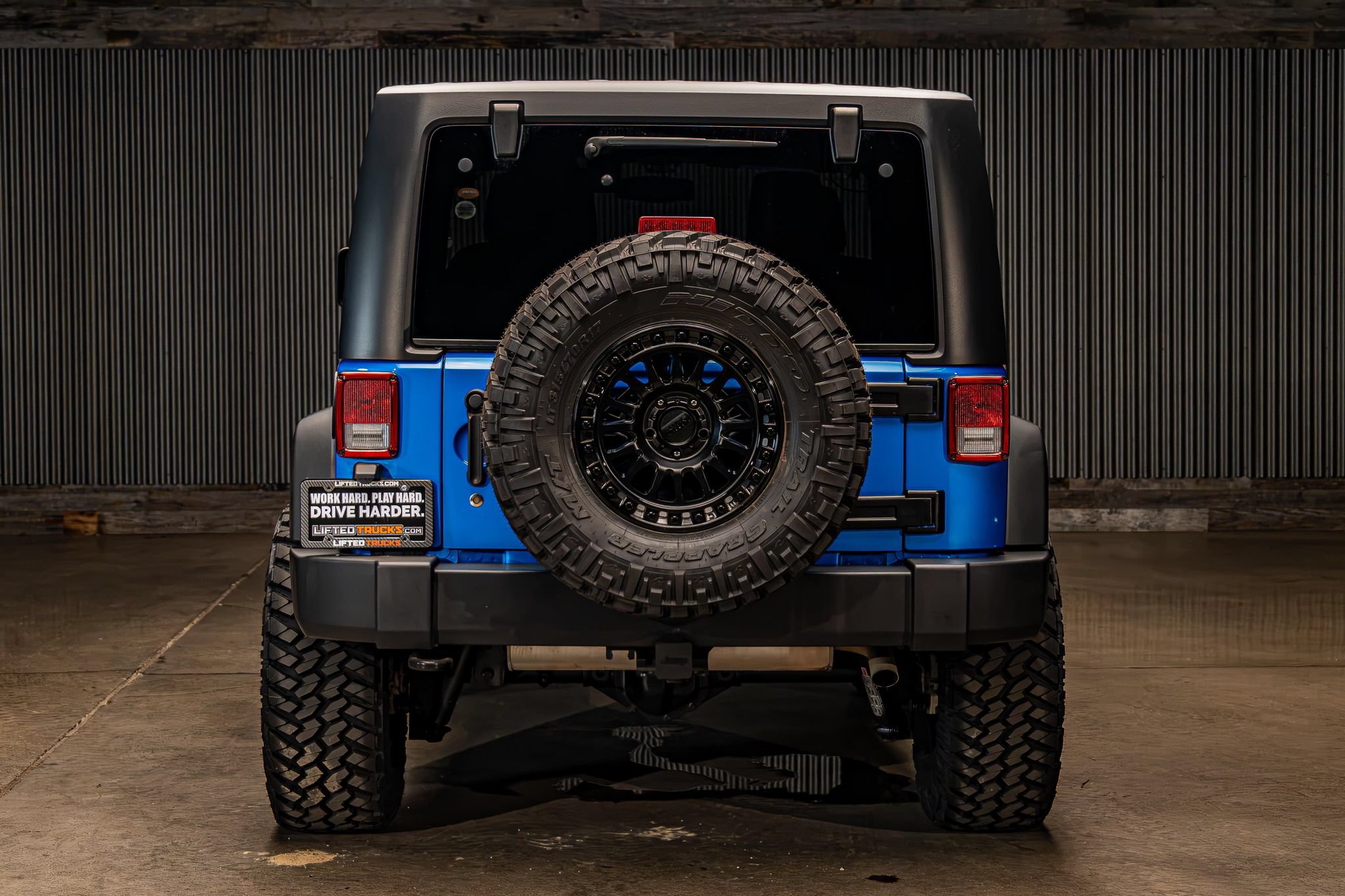 Used 2016 Jeep Wrangler Rubicon w/ Dual Top Group AWD/4WD image 8