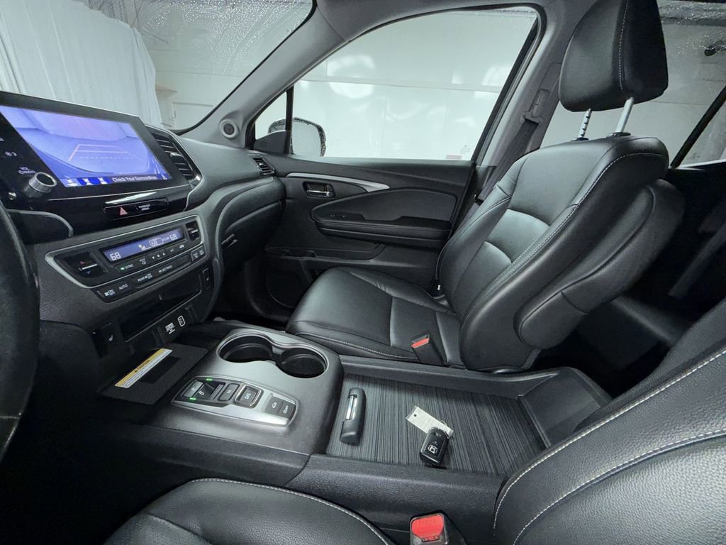 Used 2021 Honda Ridgeline RTL-E image 23