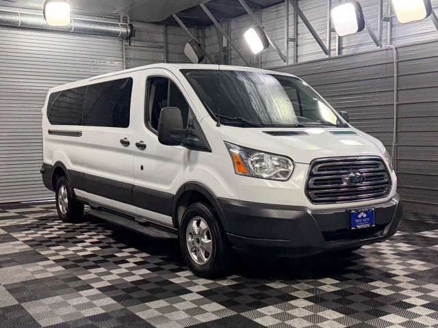 Used 2018 Ford Transit 350 XLT image 4