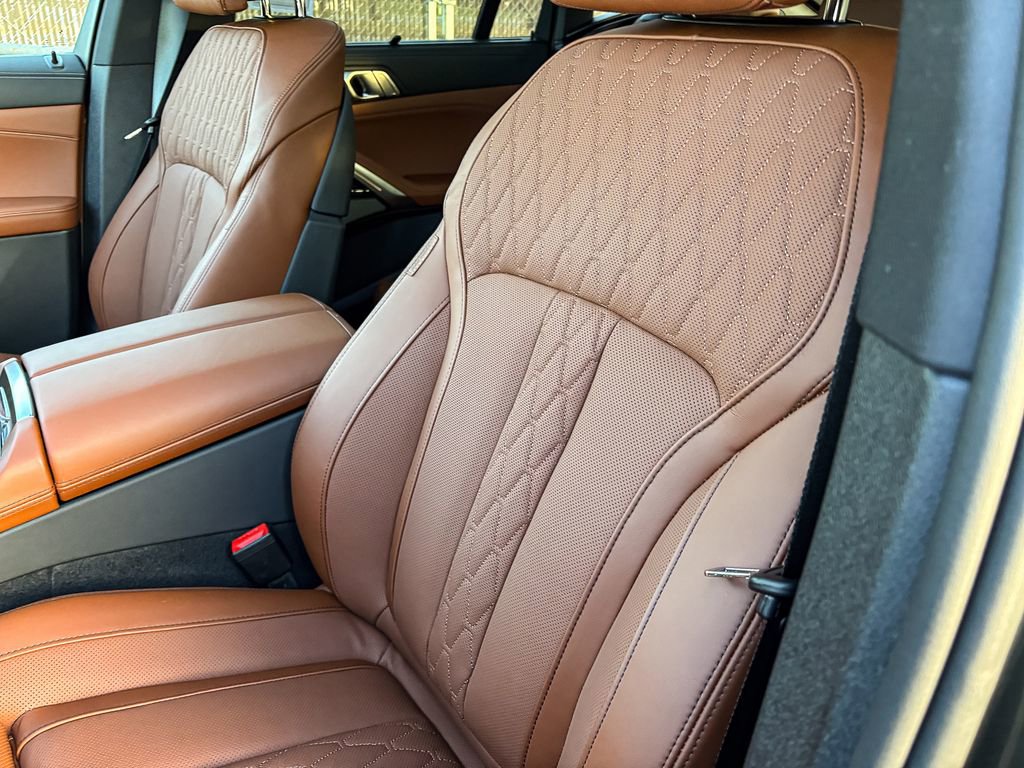 New 2026 BMW X6 M60i image 17