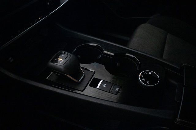 Used 2024 Nissan Rogue SV image 29