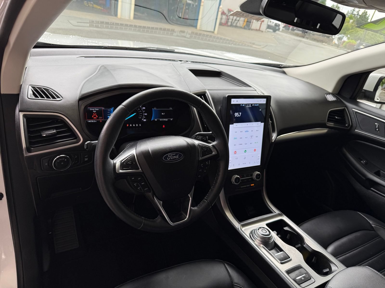 Used 2022 Ford Edge SEL w/ Convenience Package AWD/4WD image 13
