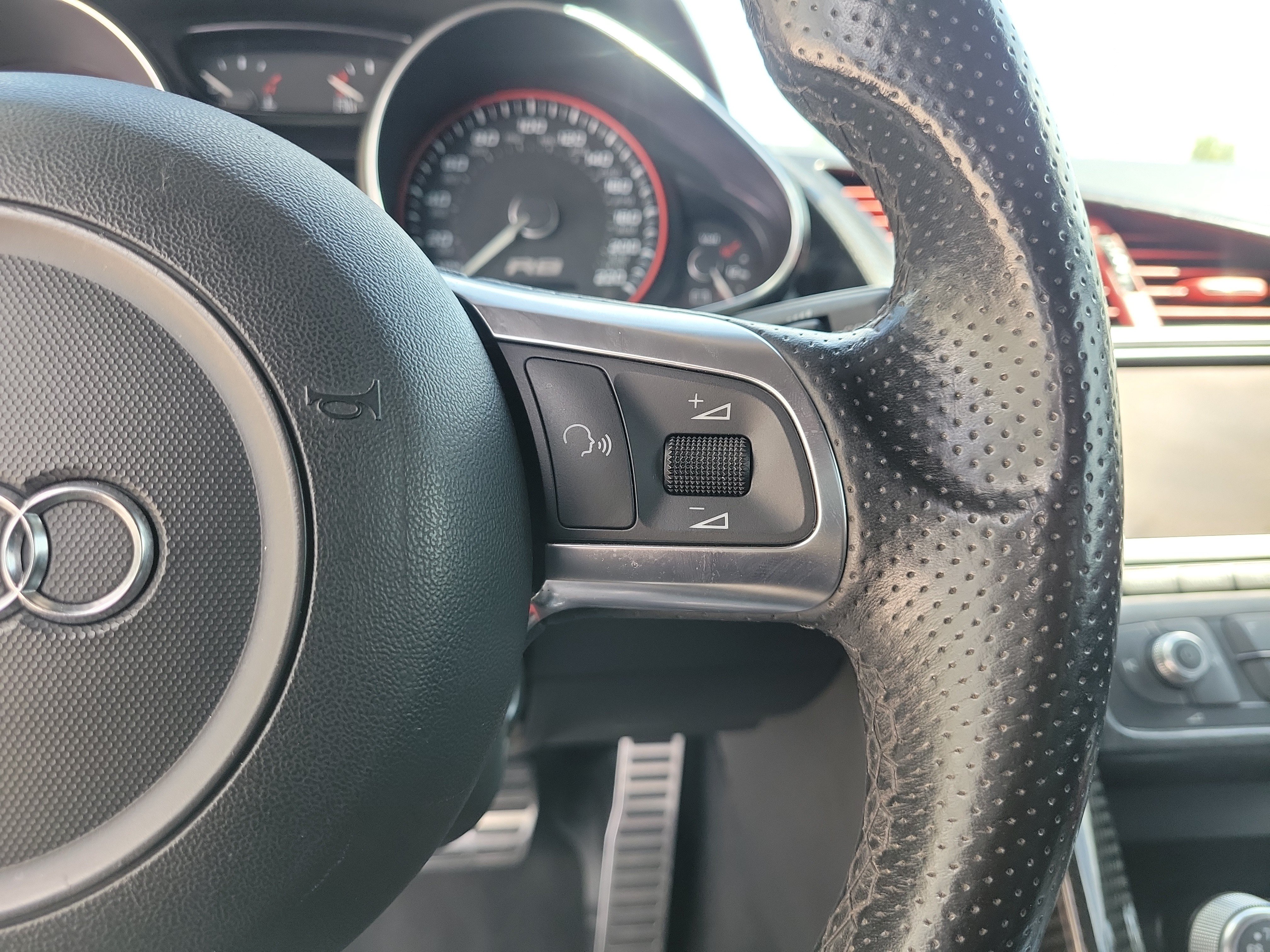 Used 2011 Audi R8 V10 AWD/4WD image 19