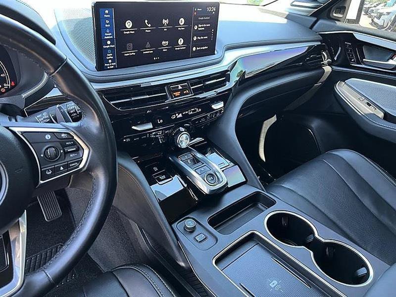 Used 2025 Acura MDX w/ Technology Package AWD/4WD image 16