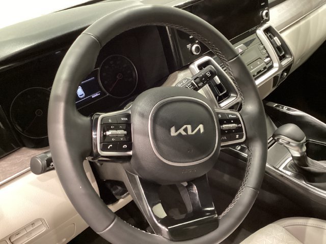 Used 2023 Kia Sorento EX FWD image 26