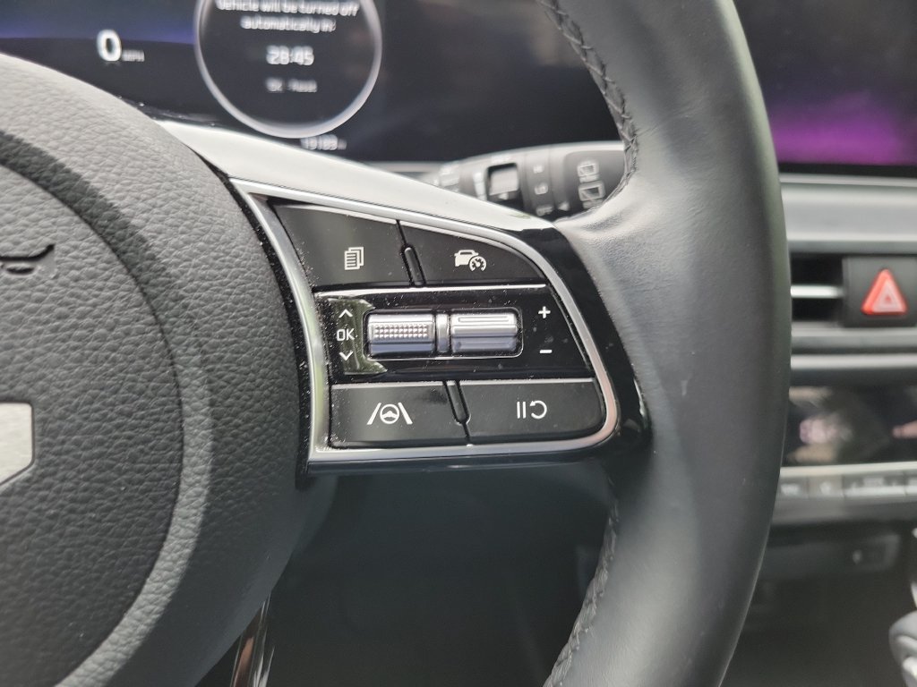 Certified 2024 Kia Seltos EX FWD image 17
