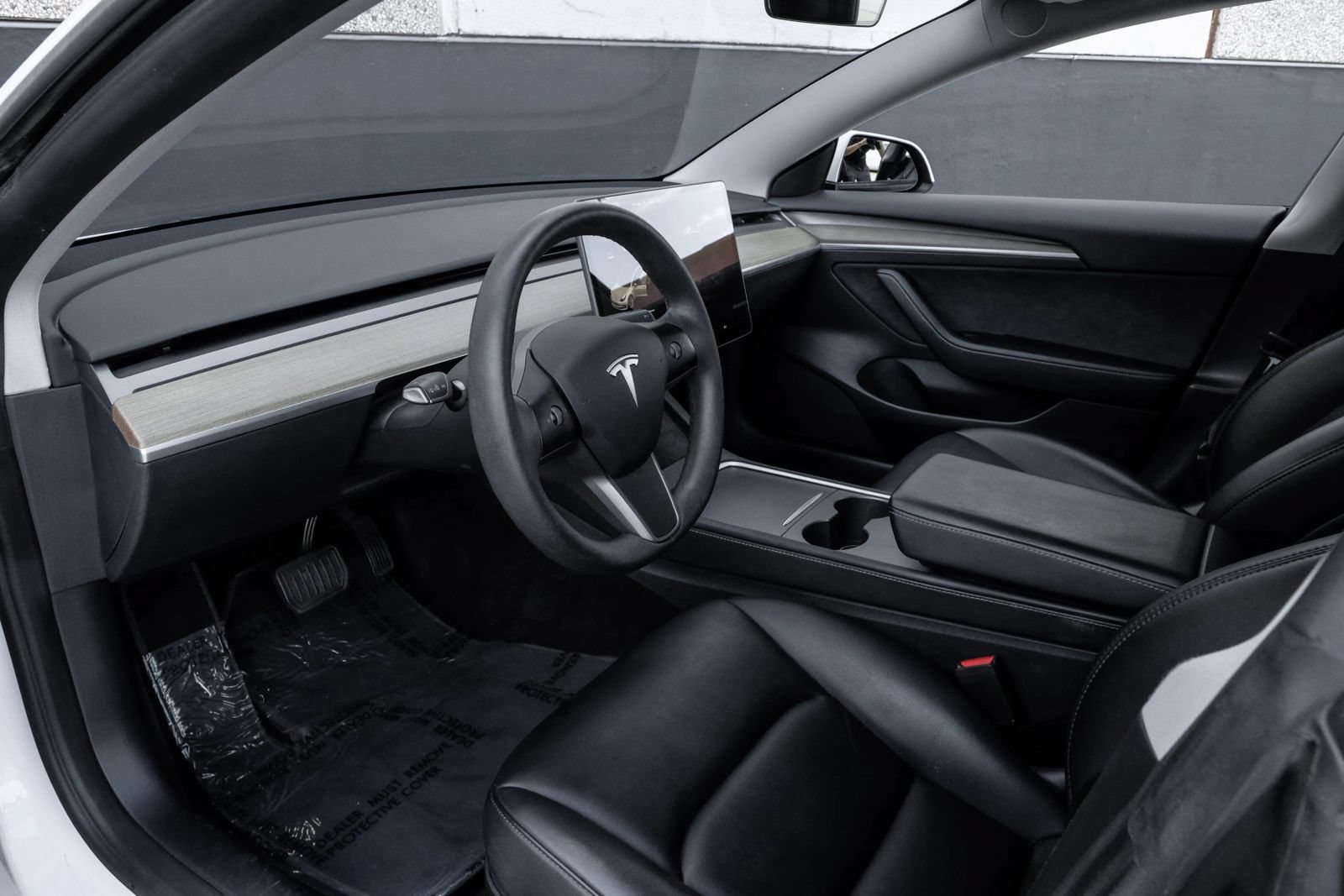 Used 2022 Tesla Model 3 Long Range AWD/4WD image 2