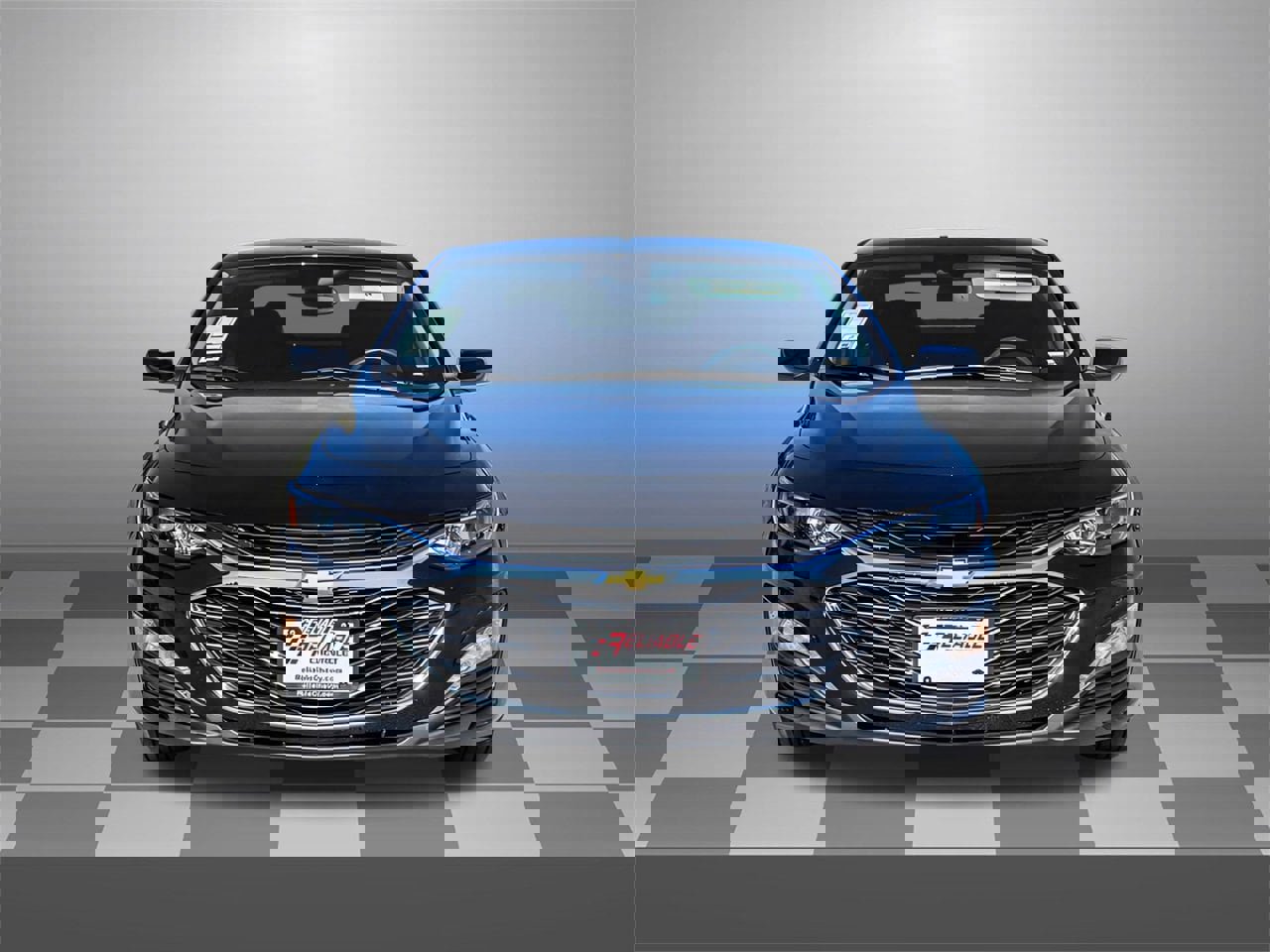 Used 2024 Chevrolet Malibu LT image 2