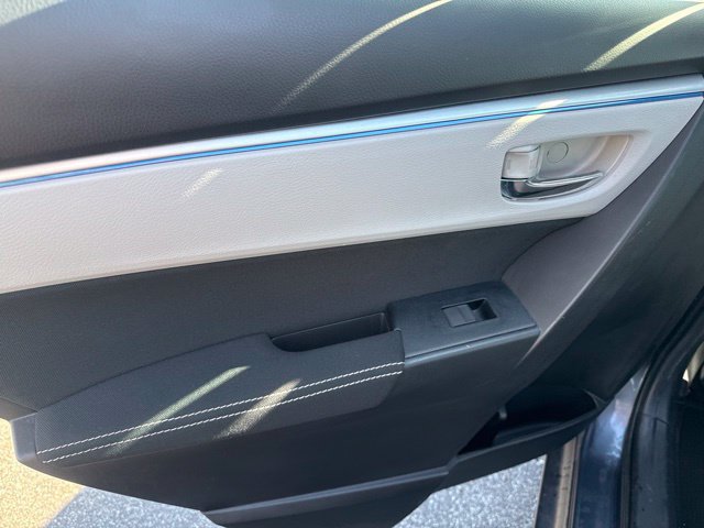 Used 2015 Toyota Corolla LE FWD image 21