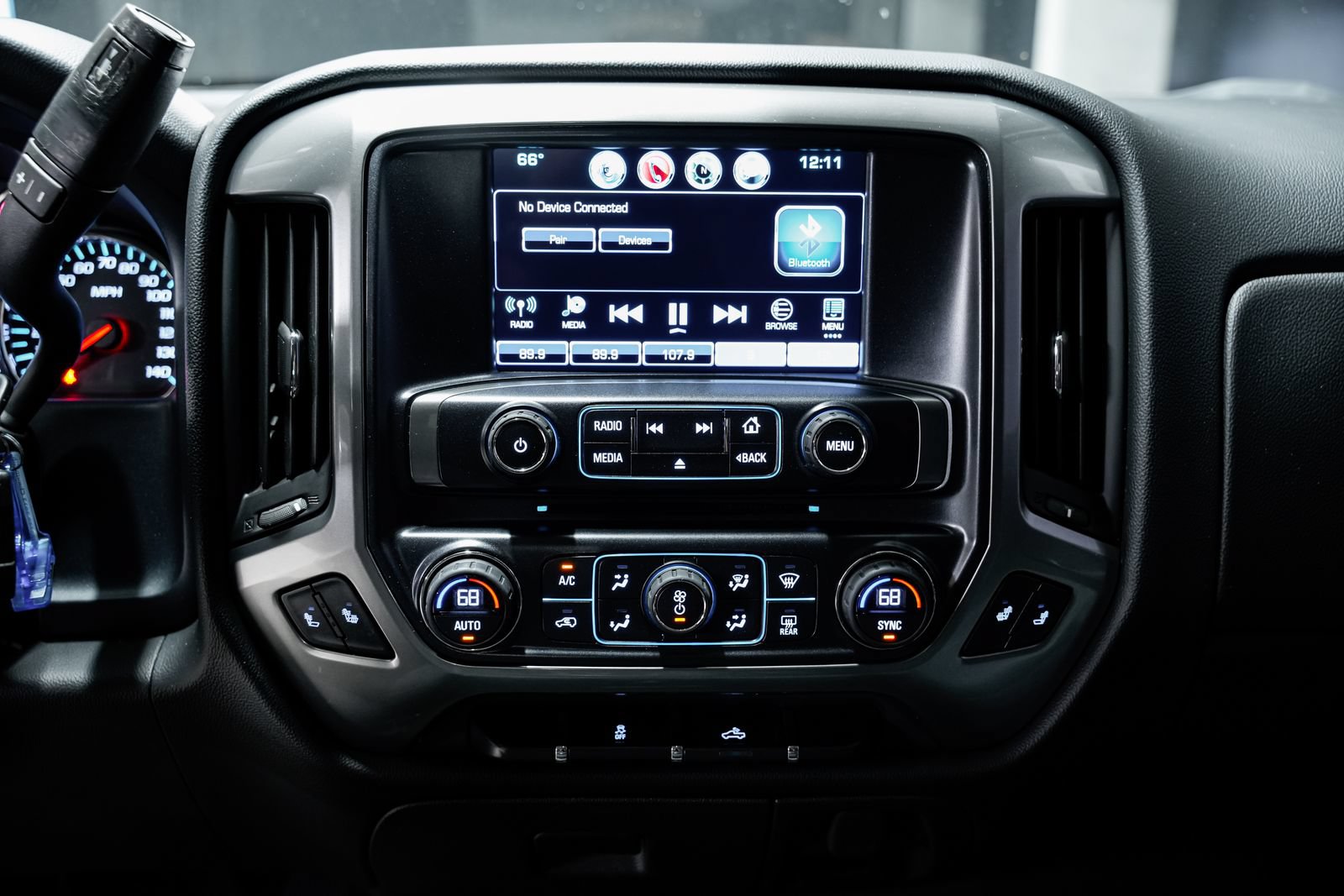 Used 2017 Chevrolet Silverado 1500 LT w/ All Star Edition AWD/4WD image 12