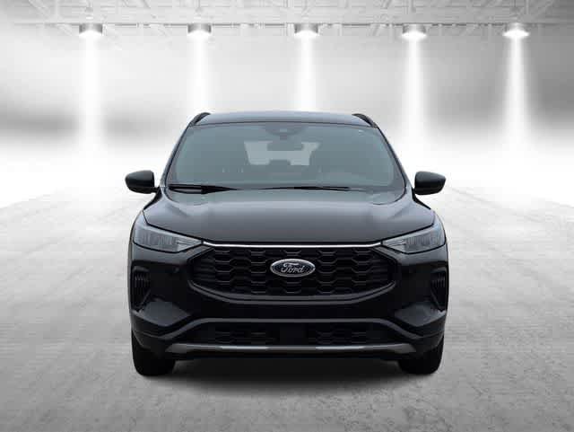 Used 2023 Ford Escape ST-Line AWD/4WD image 3