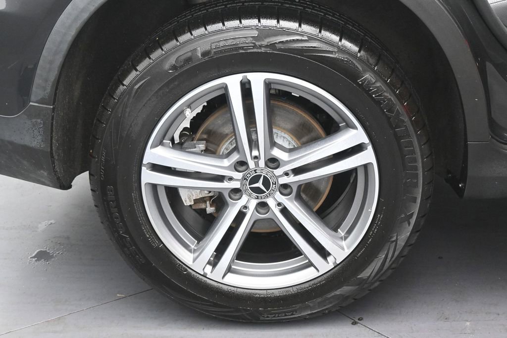 Used 2020 Mercedes-Benz GLC 300 4MATIC image 33