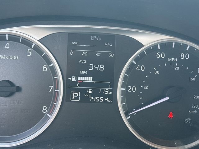 Used 2021 Nissan Kicks S FWD image 28