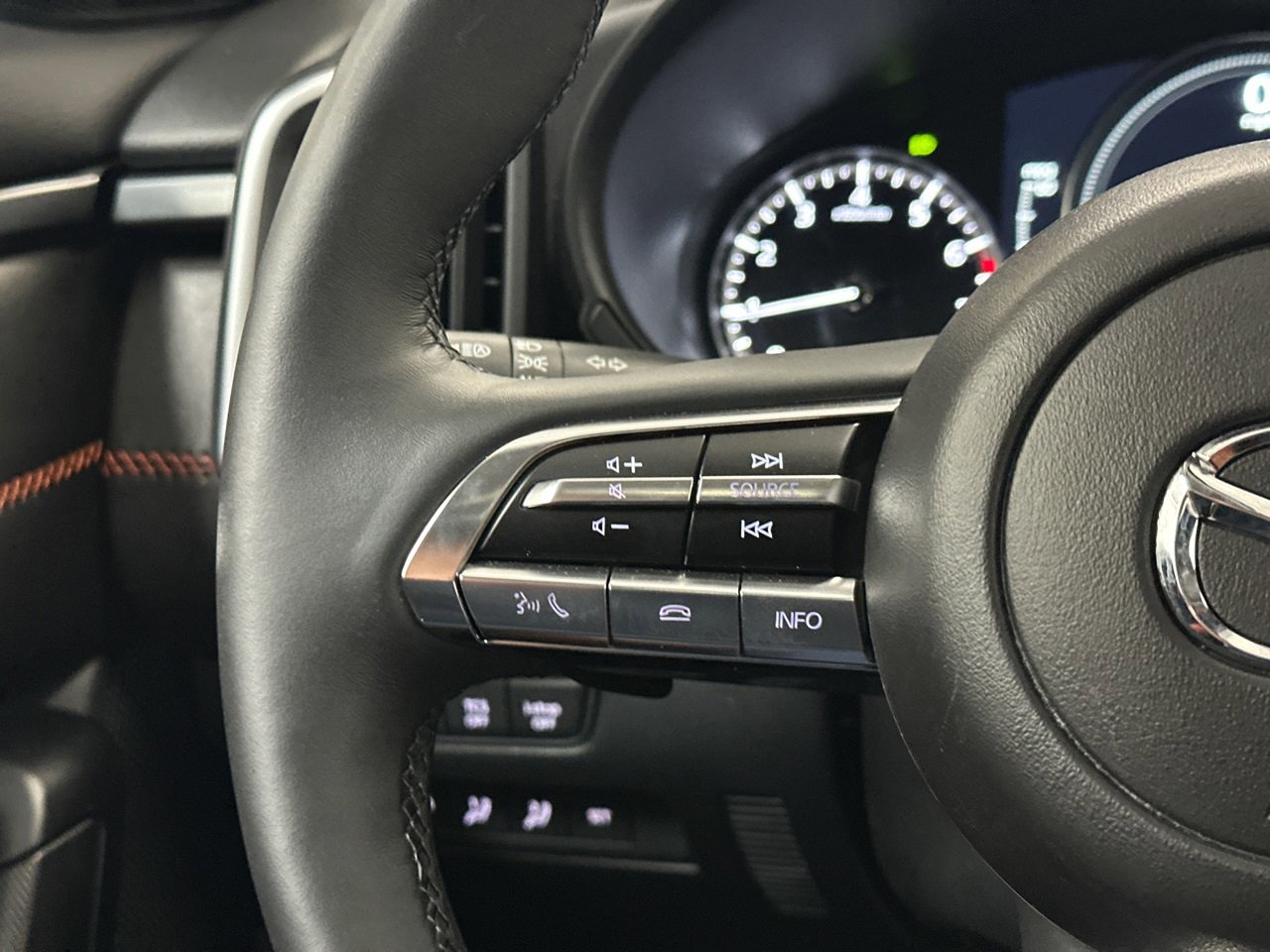 Certified 2025 MAZDA CX-50 Meridian Edition w/ Apex Package image 24