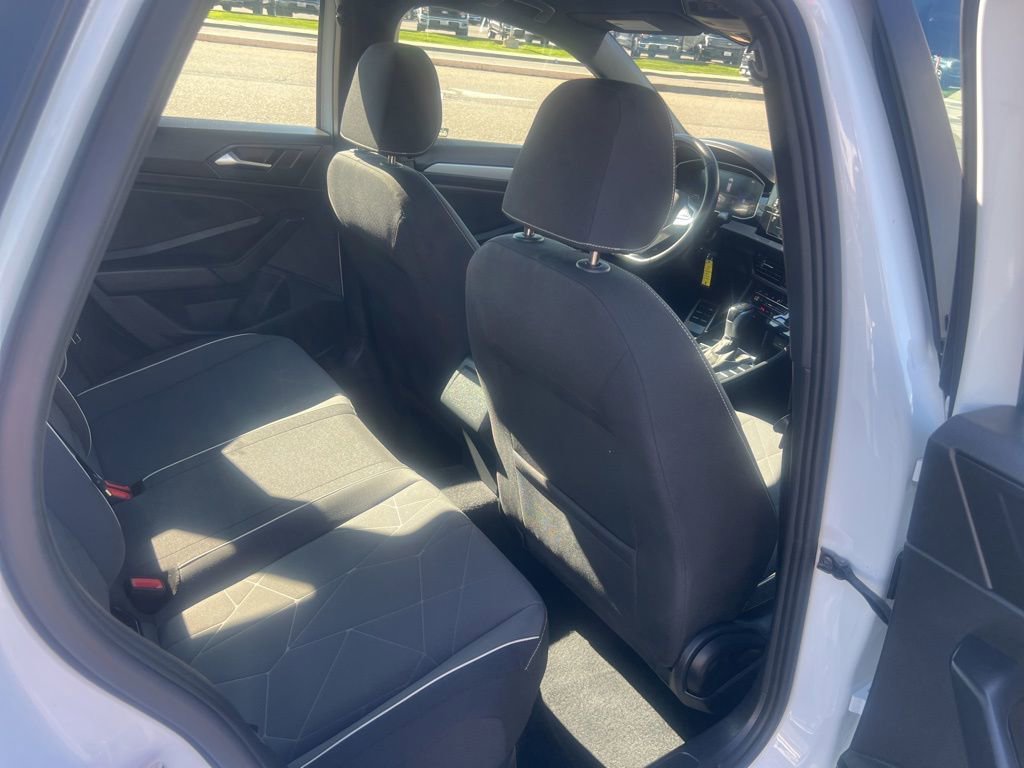 Used 2025 Volkswagen Jetta Sport image 37