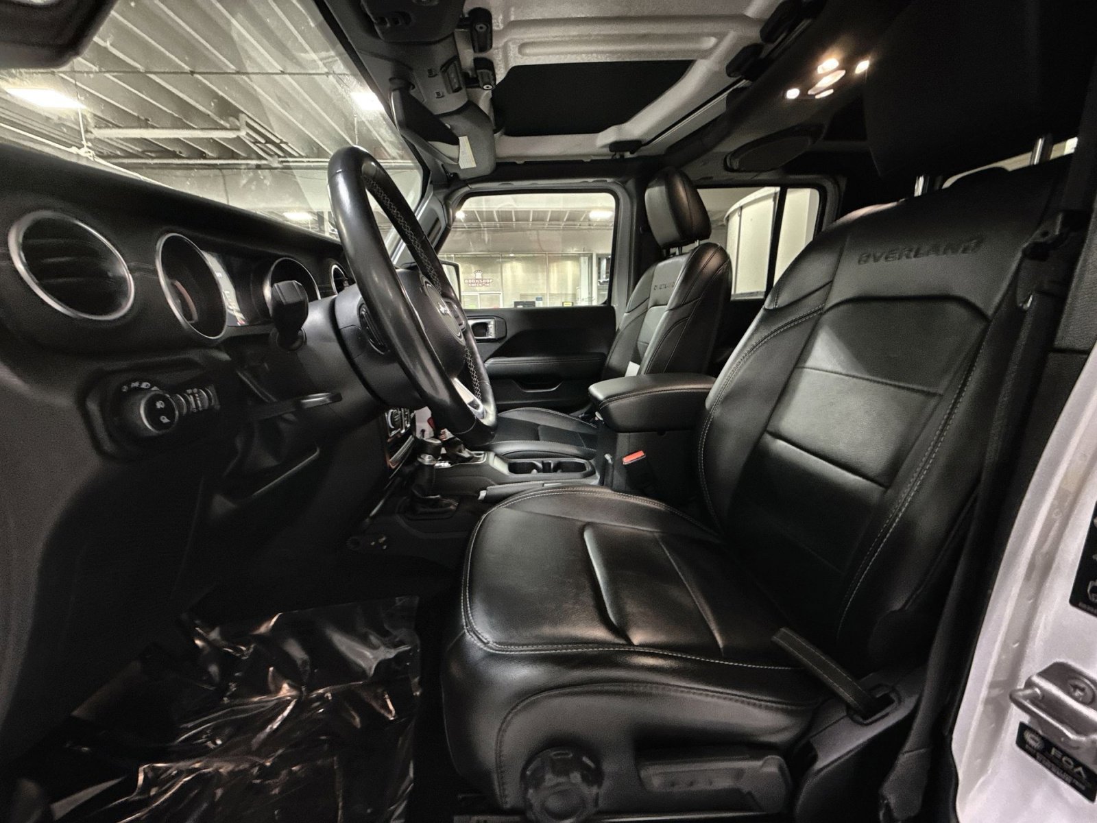 Used 2022 Jeep Gladiator Overland w/ Popular Equipment Package image 13