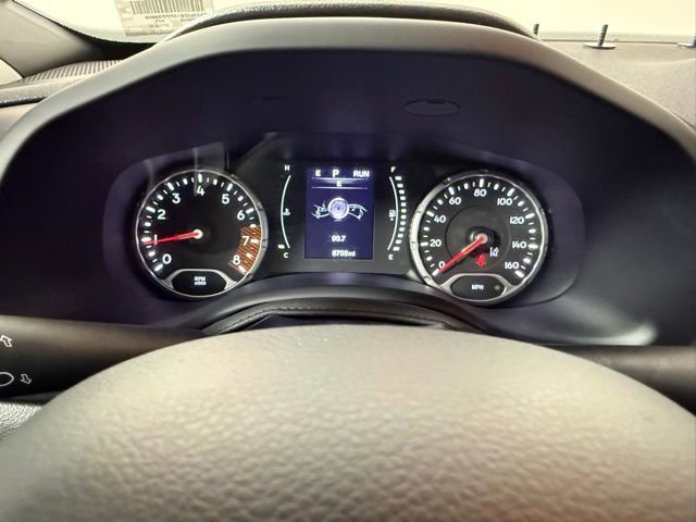 Used 2023 Jeep Renegade Latitude AWD/4WD image 21