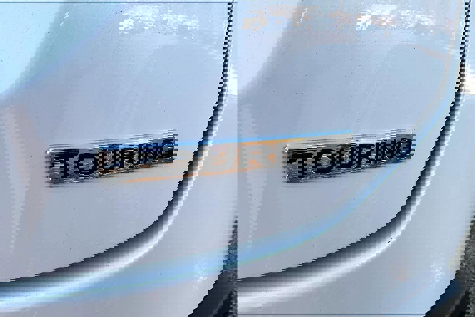 New 2025 Honda Pilot Touring image 8