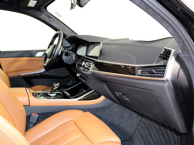 Used 2020 BMW X7 xDrive40i w/ Premium Package image 31