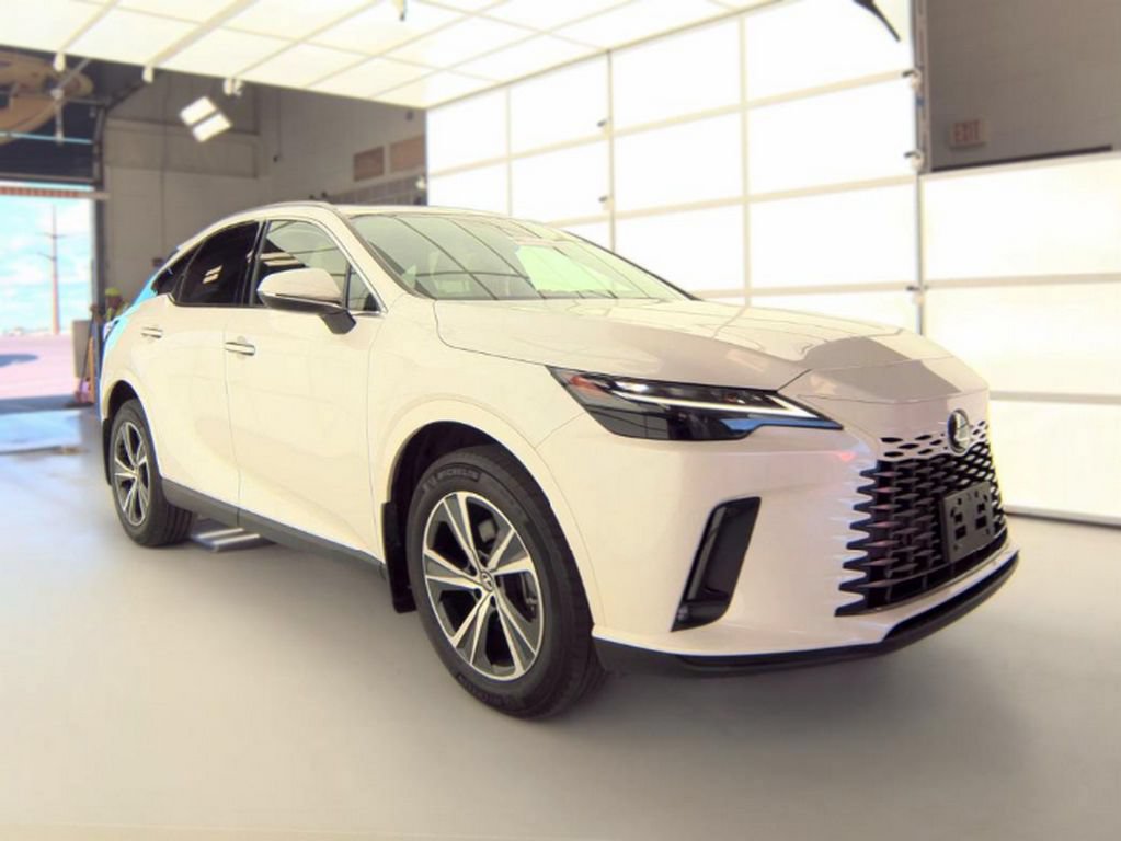 Used 2023 Lexus RX 350h w/ Accessory Package (2T) AWD/4WD image 4