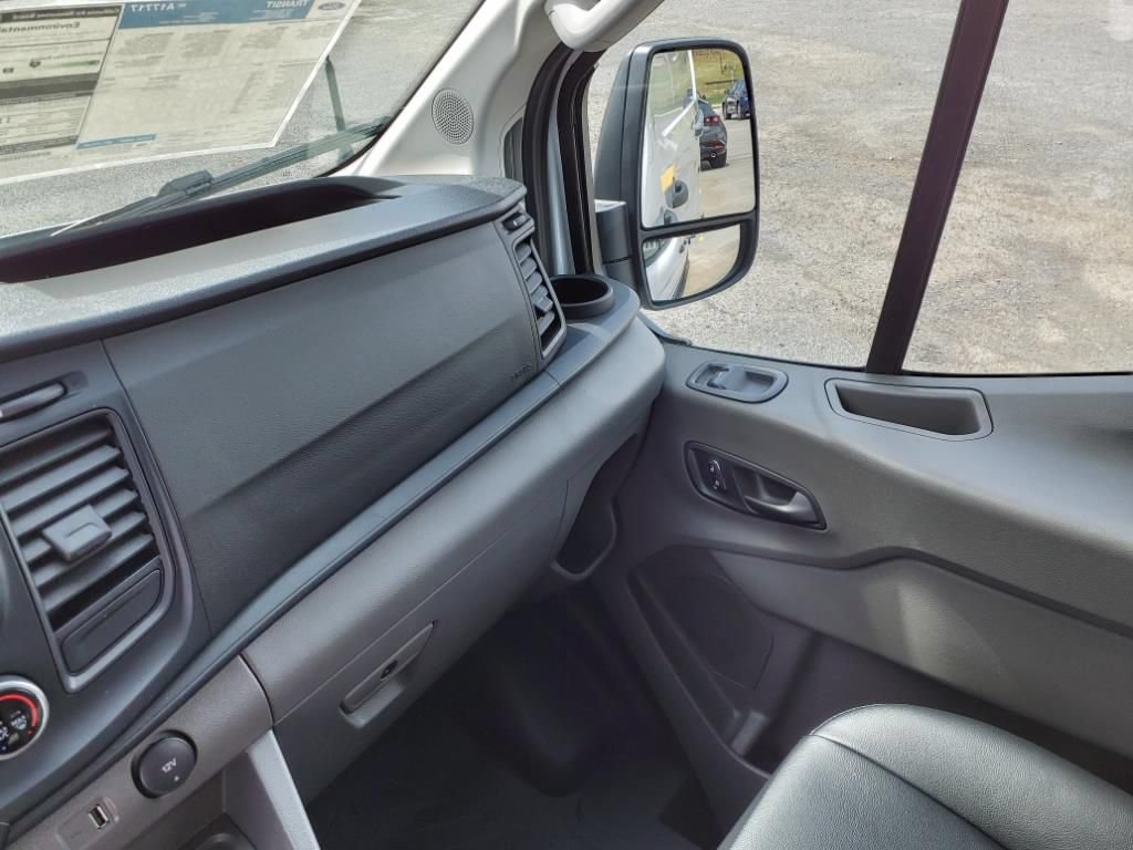 New 2024 Ford Transit 350 Low Roof RWD image 21