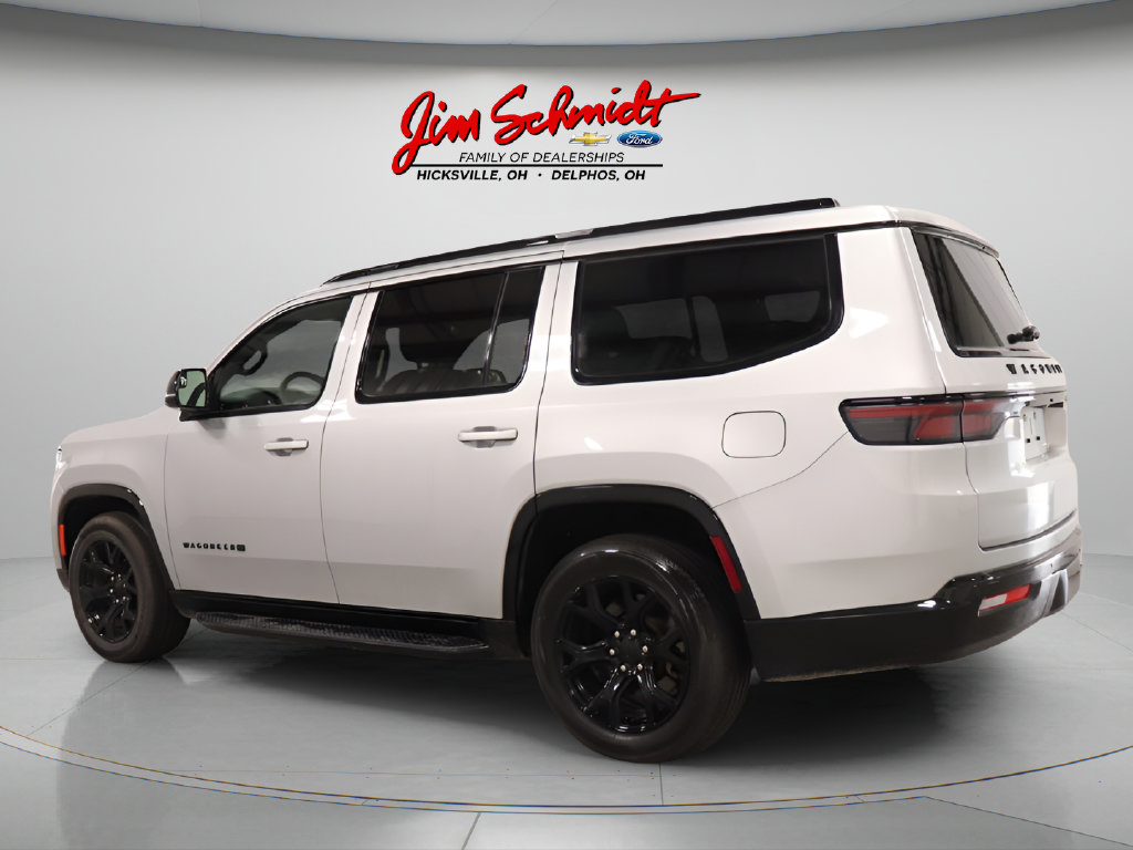 Used 2024 Jeep Wagoneer Series II AWD/4WD image 5