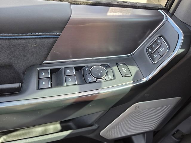 New 2026 Ford F350 Platinum w/ FX4 Off-Road Package image 25