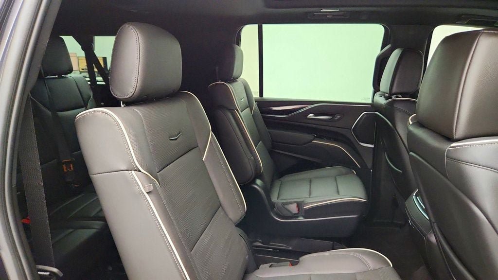 Used 2023 Cadillac Escalade ESV Sport w/ Touring Package AWD/4WD image 24