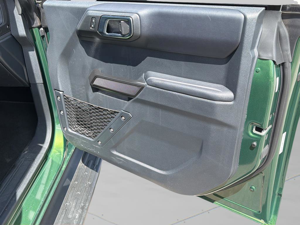 Used 2025 Ford Bronco Outer Banks image 9