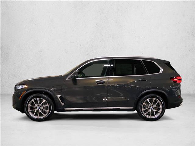 Used 2026 BMW X5 xDrive50e w/ Premium Package AWD/4WD image 9