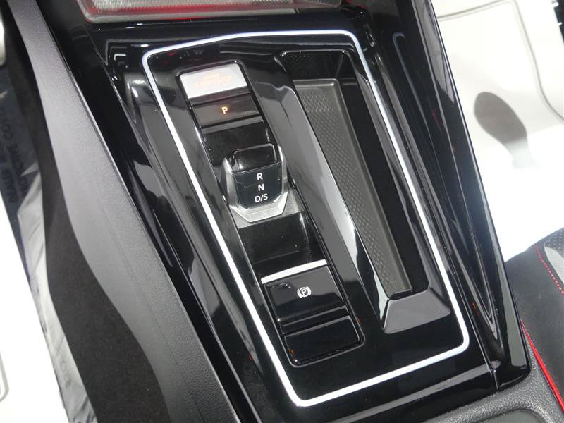 Used 2024 Volkswagen GTI SE FWD image 39