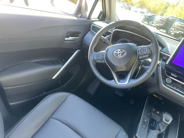 New 2026 Toyota Corolla Cross XLE w/ Convenience Package AWD/4WD image 17