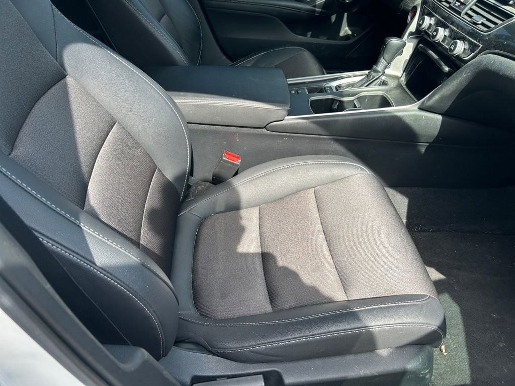 Used 2020 Honda Accord Sport image 30
