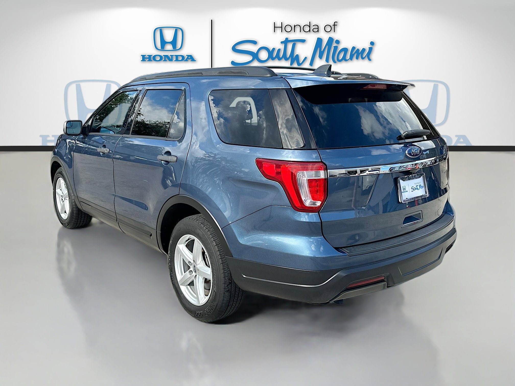 Used 2019 Ford Explorer FWD image 5