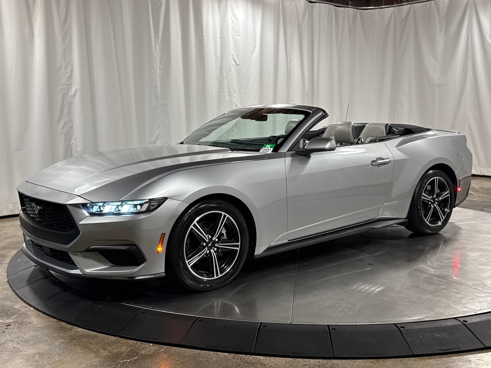 Used 2024 Ford Mustang Premium RWD image 1