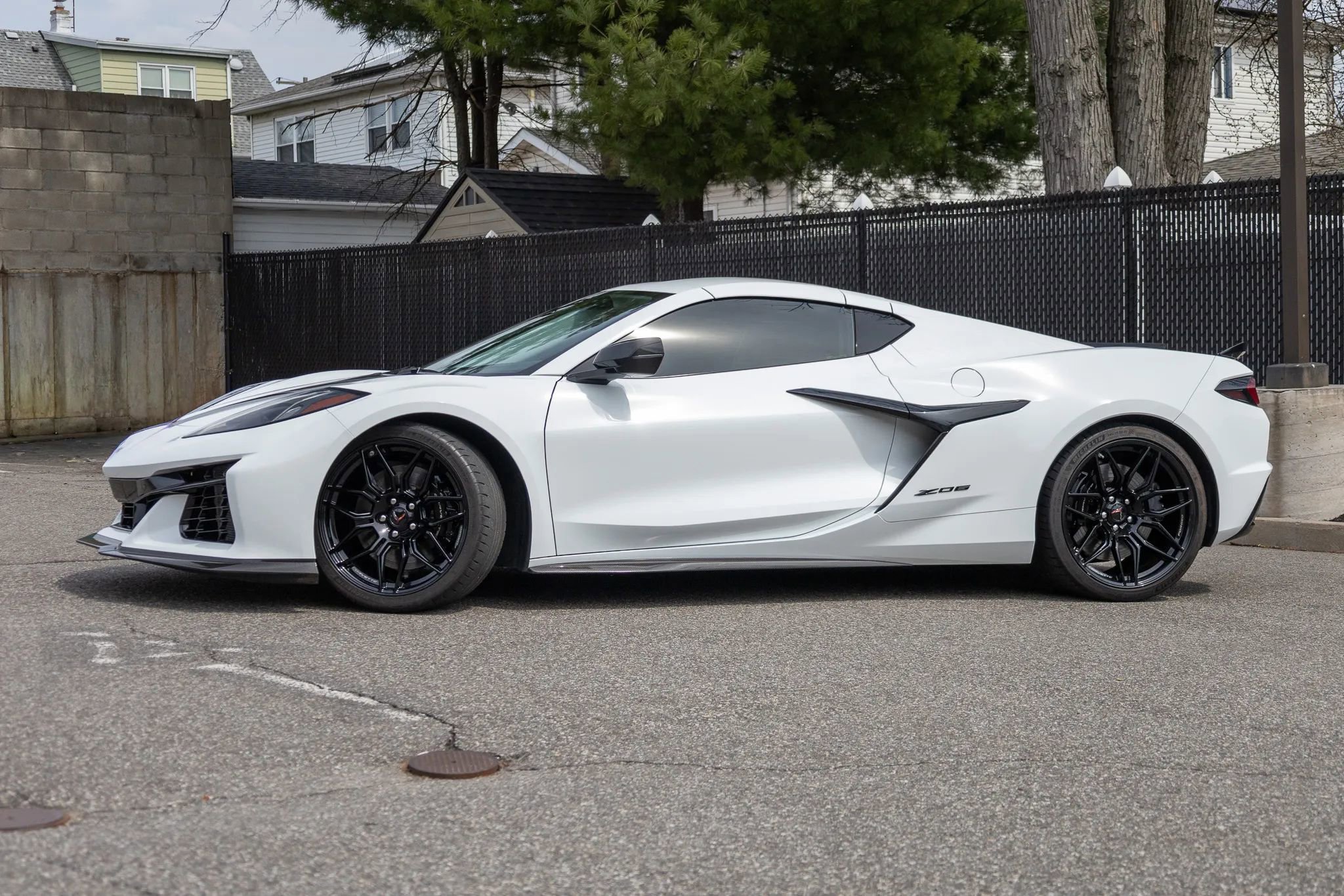 Used 2023 Chevrolet Corvette Z06 w/ Engine Appearance Package image 10