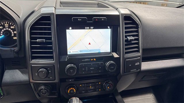 Used 2018 Ford F150 XLT w/ Equipment Group 302A Luxury image 26