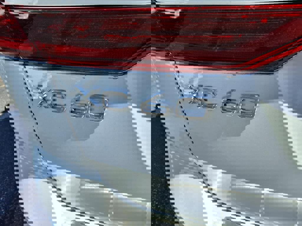 New 2026 Volvo XC60 B5 Plus w/ Protection Package Premier image 5