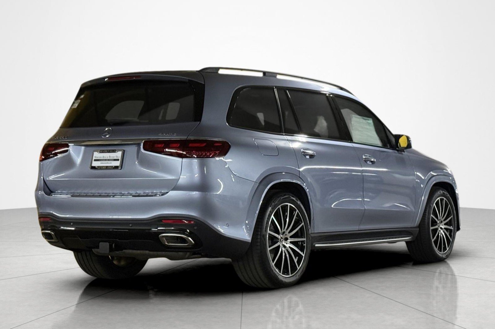 New 2026 Mercedes-Benz GLS 580 4MATIC image 4