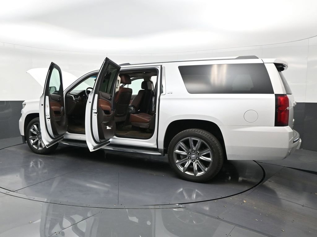Used 2016 Chevrolet Suburban LTZ image 31